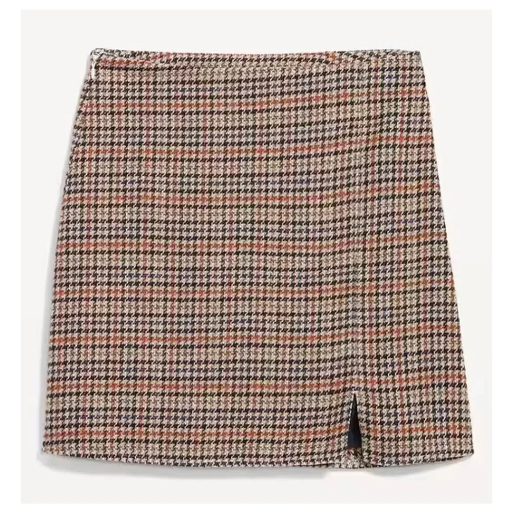 Old Navy Brown Plaid Mini Skirt Size M - Picture 8 of 8
